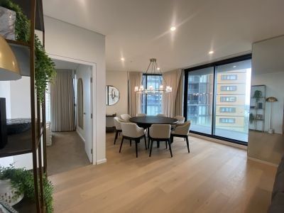 Stunning 3 Bedroom Corner Apartment - Total 172sqm - Photo 5