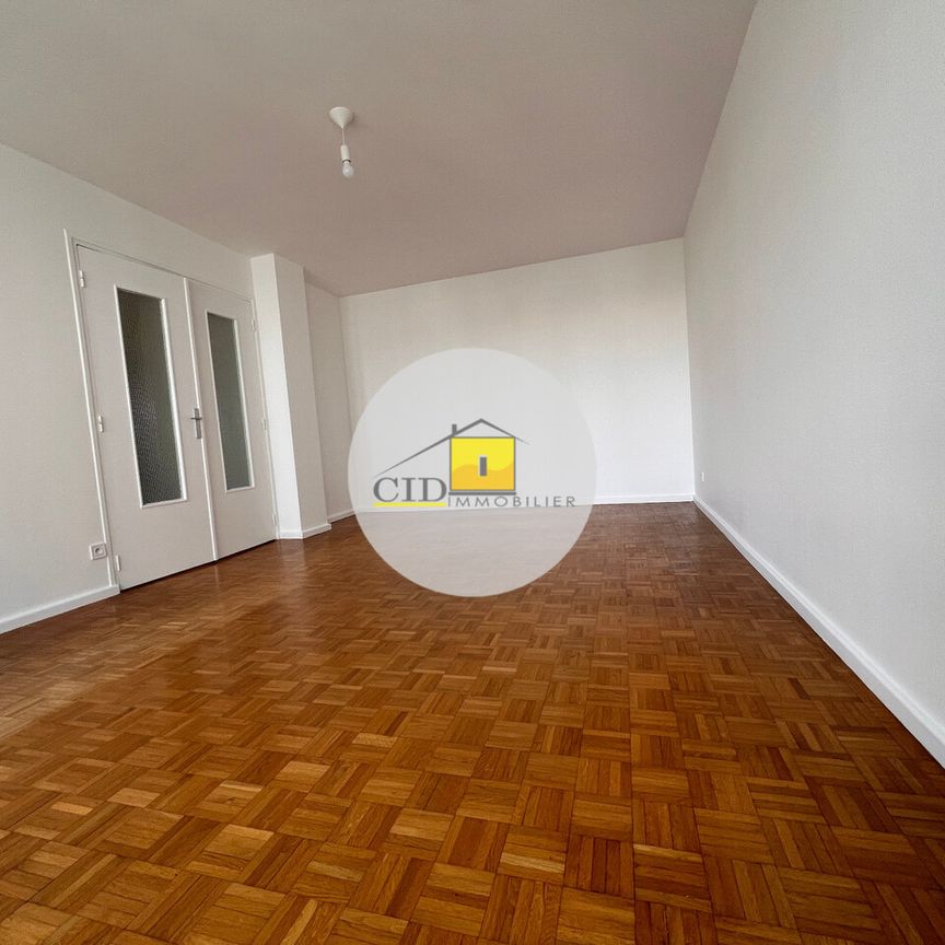 Location Appartement 4 pièces 84m² VILLEFRANCHE SUR SAONE 69400 - Photo 1