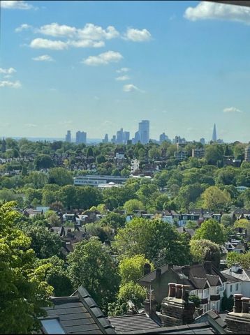 2 Bed Flat, Risborough Close, N10 - Photo 2
