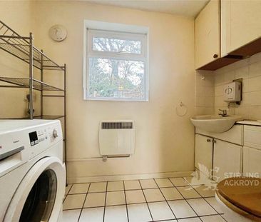 3 bedroom end of terrace house to rent - Photo 5