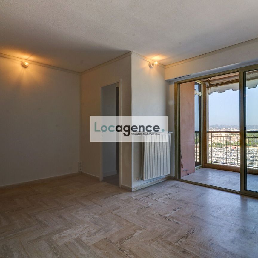 Location Appartement 1 pièce 28m² MANDELIEU LA NAPOULE 06210 - Photo 1