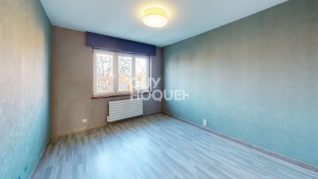 Location Appartement 5 pièces 101m² - Photo 2