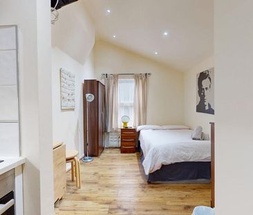 Studio to rent - Photo 6