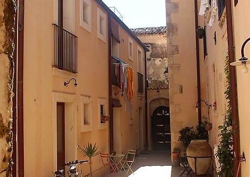 mini appartamento arredato