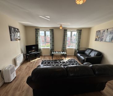 St John's Walk, Heworth - P10381 - Photo 1