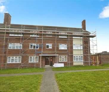3 bedroom flat to rent - Photo 6