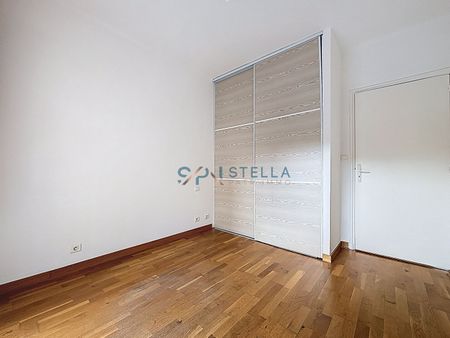Location Appartement 4 pièces 90m² AJACCIO 20000 - Photo 4