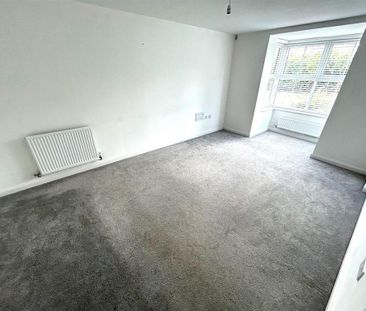 4 bedroom detached house to rent - Photo 3