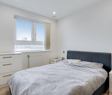 Cornmill House, Deptford, SE8, London - Photo 2