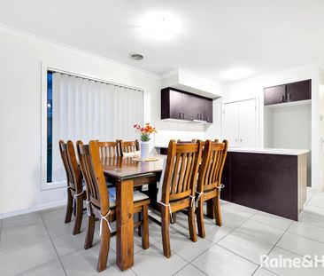 5 Bondi Parade, Point Cook, VIC 3030 - Photo 6