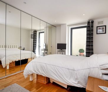 2 Bed Flat, Kings Avenue, SW4 - Photo 3