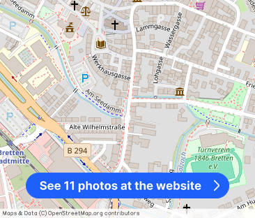 Helle Wohnung im Dachgeschoss mit Balkon - Photo 1