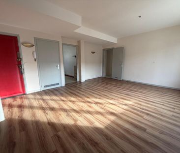 Location appartement 3 pièces 79.4 m2 à Tours - Photo 1