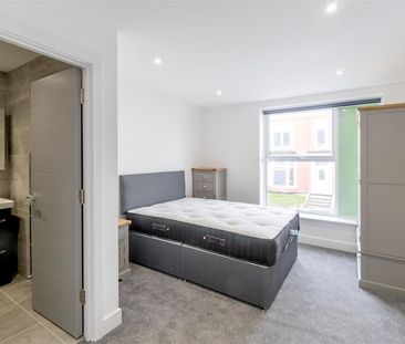 Greenbank Terrace, Greenbank, Plymouth - Photo 2