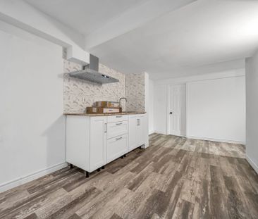 For Lease - 121 Carberry Crescent, Brampton, Ontario - Photo 3