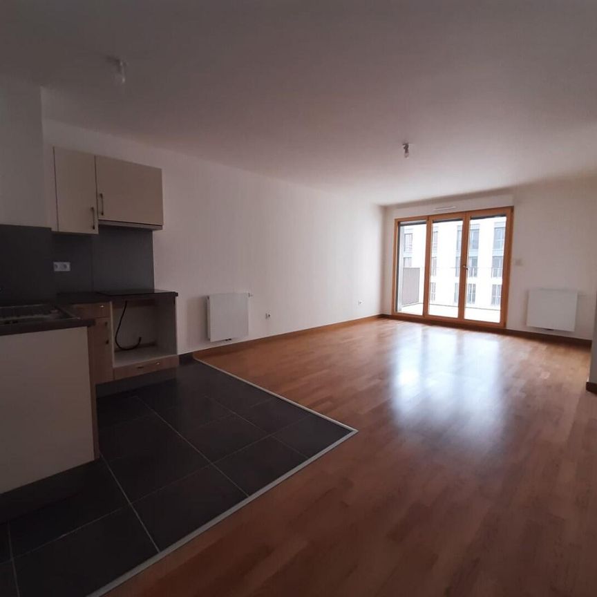 location Appartement T3 DE 65.78m² À CLICHY LA GARENNE - Photo 1