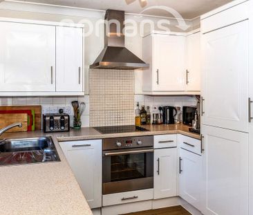 3 bedroom semi-detached house to rent - Photo 5