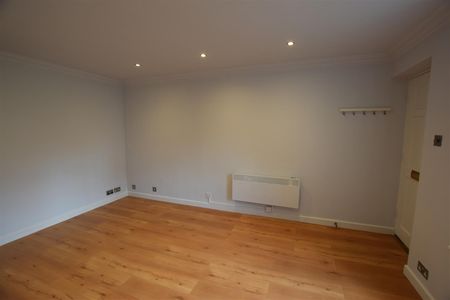 Calder House, Leeds City Centre, LS10 1JJ - Photo 4