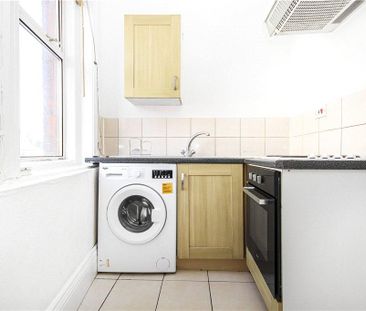 Studio to rent - Photo 6