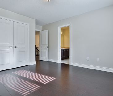 For Lease - 22 Greenforest Grove, Whitchurch-Stouffville, Ontario - Photo 5