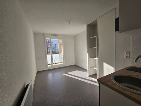 Location Appartement 1 pièce 18m² NIMES 30000 - Photo 5