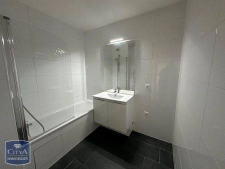 Appartement à louer 3 pièces 61.5m² - Photo 2