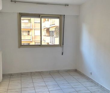 Location Appartement 3 pièces 70m² CAGNES SUR MER 06800 - Photo 6