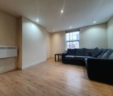 1 bedroom flat to rent - Photo 2