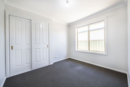 Beautifully maintained home is Keswick Estate - Photo 3