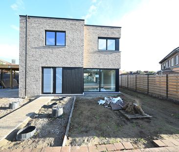 Alleenstaande woning met TUIN & CARPORT - Photo 5