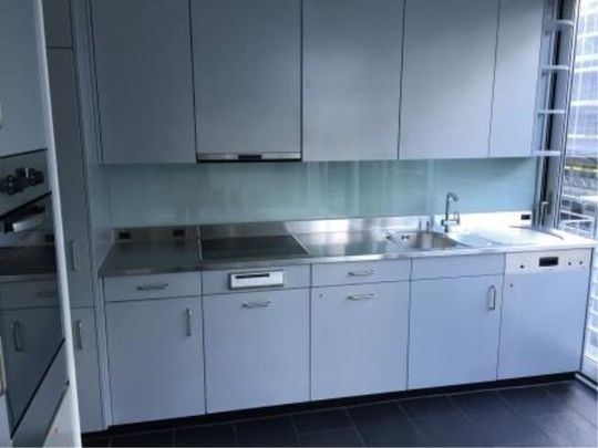 Opening a 5.5-room maisonette apartment in the heart of Oerlikon - Photo 1