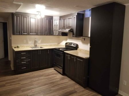 For Lease - 587 Farwell Crescent Unit# ( lower ), Mississauga, Ontario - Photo 3