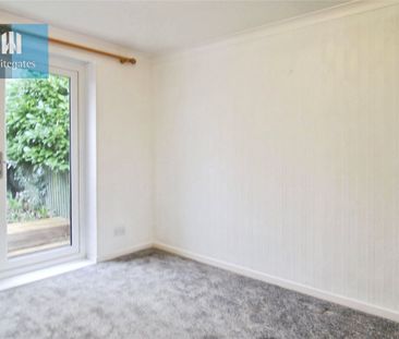 Woodleigh Crescent, Ackworth, Pontefract, West Yorkshire, WF7 - Photo 3