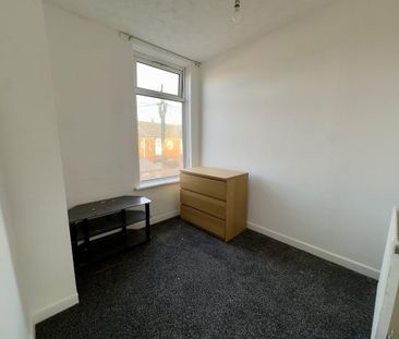 2 bedroom terraced house to rent - Photo 6