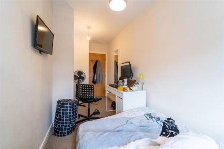 6 bedroom house to rent - Photo 4