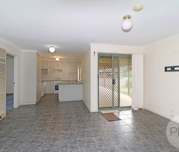 10 Canola Place, Estella NSW 2650 - Photo 2