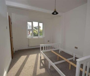 Clare Road, Braintree, CM7 - Photo 2