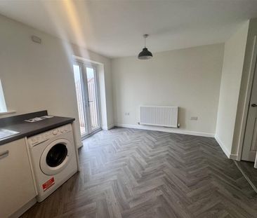 Combine Way, Eastfield, Scarborough - Photo 6