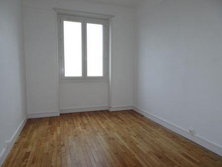 Location Appartement 4 pièces 95m² BREST 29200 - Photo 3