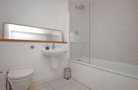 2 Bed Flat, Commercial Road, E14 - Photo 5
