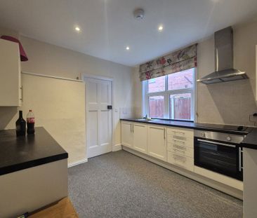 Cathcart Road, Stourbridge, DY8 - Photo 2