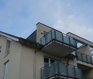 Moderne 3 ZKB-Dachgeschosswohnung mit 2 Balkonen in Top Lage von El... - Photo 5