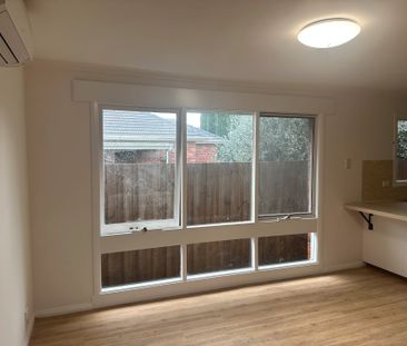 4/11 Philip Street, Manifold Heights - Photo 6