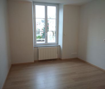 LOCATION d'un appartement F1 (28 m²) à CARENTAN LES MARAIS - Photo 1