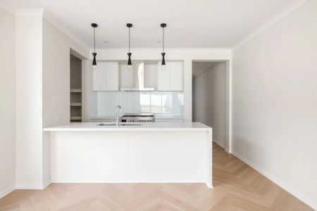 Modern elegance meets effortless living - Photo 4