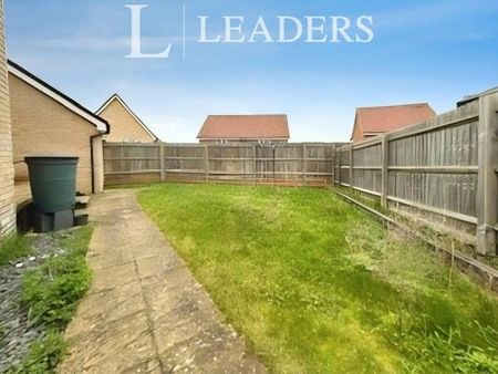 1 bedroom in a house share to rent - Photo 4