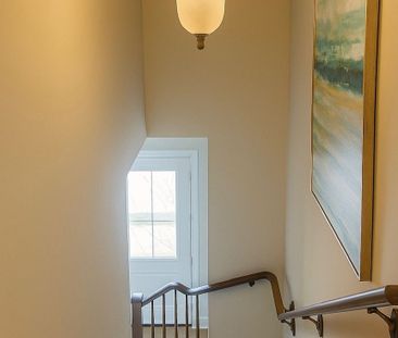 For Lease - 31 Sycamore Street, Welland, Ontario - Photo 2