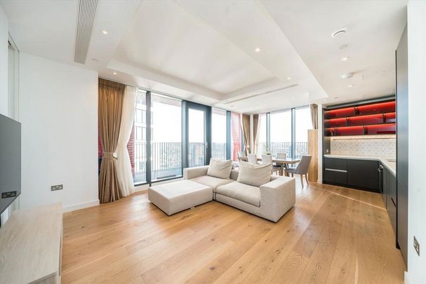 4 bedroom flat to rent - Photo 1