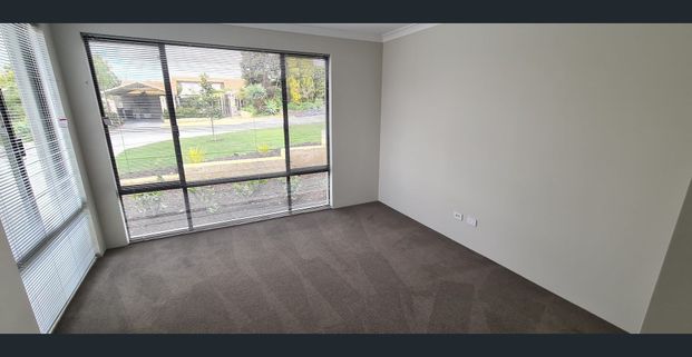 Private & Low Maintenance Living - Photo 1