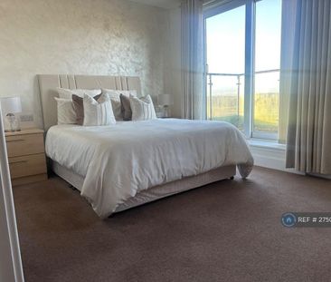 2 bedroom penthouse to rent - Photo 4